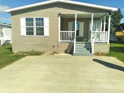 /international/us/208-artifact-ave-winchester-va-110102599723/