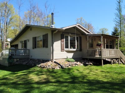/international/us/9159n-chippewa-pines-way-winter-wi-110108235760/