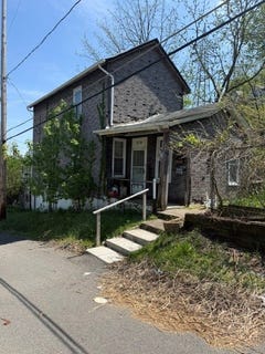 /international/us/218-florien-st-sheraden-pa-110107660490/