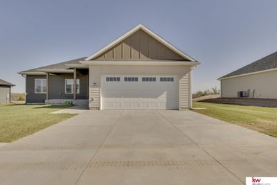 /international/us/811-w-s-street-mccook-ne-110109041391/
