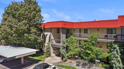 /international/us/174-s-coeur-d-alene-st-spokane-wa-110101271005/