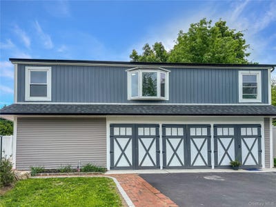 /international/us/21-prime-avenue-huntington-ny-110108438277/