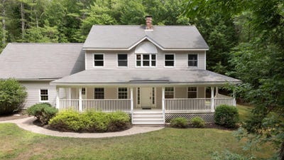 /international/us/110-christopher-road-north-yarmouth-me-110109871059/