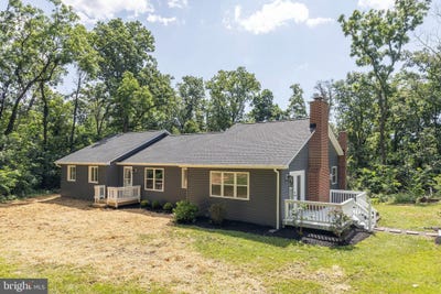 /international/us/230-blue-bell-lane-strasburg-va-110100462737/?lang=zh-tw