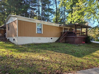 /international/us/15-center-park-la-hendersonville-nc-110120609809/