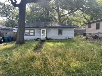 /international/us/2737-jasper-street-lake-station-in-110101219645/