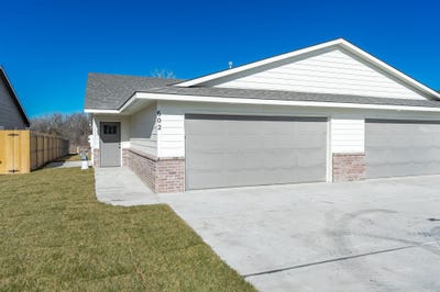 /international/us/602-briarbrook-ln-park-city-ks-110104635379/