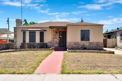 /international/us/1519-n-wilson-avenue-fresno-ca-110108491756/