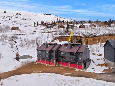 /international/us/6560-n-wolf-creek-dr-eden-ut-110106472099/