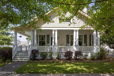 /international/us/505-n-broad-street-edenton-nc-110099199233/