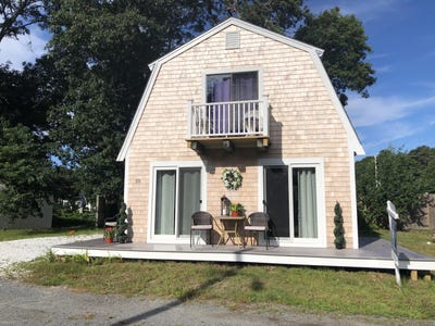 /international/us/9-bells-neck-road-harwich-ma-110106357060/