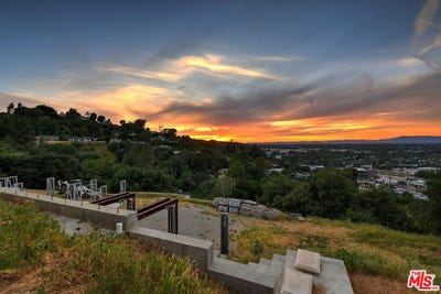 /international/us/3721-eureka-dr-studio-city-ca-110104517644/