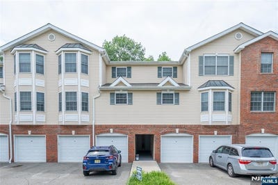 /international/us/30-08-federal-hill-road-pompton-lakes-nj-110108944679/