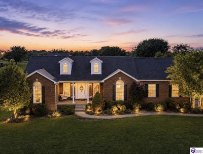 /international/us/94-bentley-boulevard-elizabethtown-ky-110108957158/