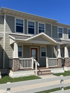 /international/us/2142-diamond-lane-fairfield-ia-110104093330/