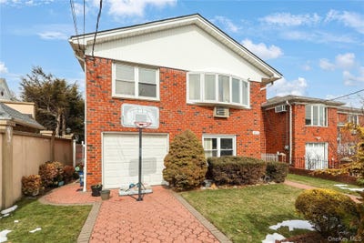 /international/us/157-11-cryders-lane-whitestone-ny-110106181922/