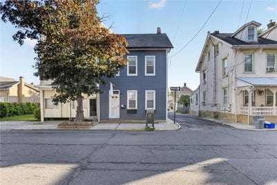 /international/us/122-front-street-catasauqua-boro-pa-110108412233/