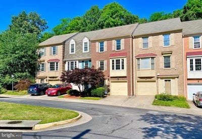 /international/us/154-washington-street-occoquan-va-110108424123/