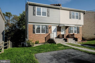 /international/us/827-n-shenandoah-avenue-front-royal-va-110120721280/