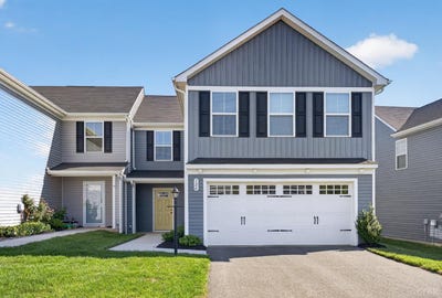 /international/us/126-robinia-road-lynchburg-va-110107404881/