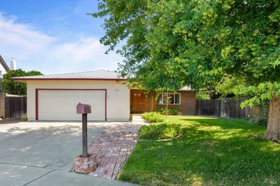/international/us/1360-hemingway-court-dixon-ca-110108665027/