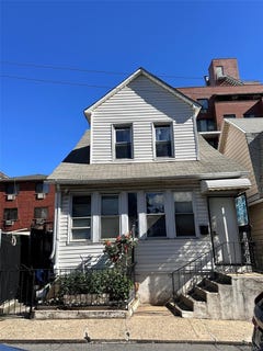 /international/us/13611-carlton-place-flushing-ny-110109052609/