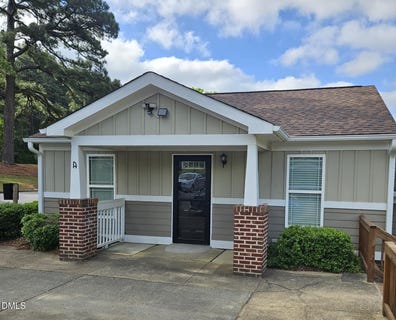 /international/us/1312-s-state-street-raleigh-nc-110104411238/