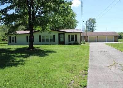 /international/us/1002-county-road-1850-e-fairfield-il-110099236860/