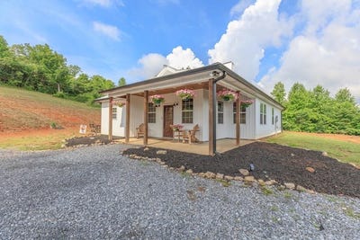 /international/us/1868-emerson-road-e-cohutta-ga-110108379835/