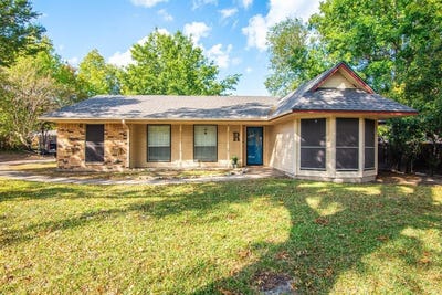/international/us/209-countryside-drive-crandall-tx-110095509317/