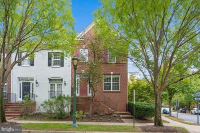 /international/us/616-garden-view-square-rockville-md-110120588981/