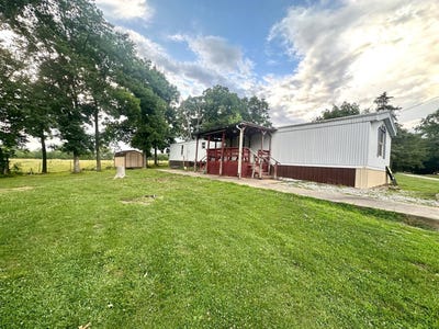 /international/us/1011-ridgeway-dr-keytesville-mo-110100472349/