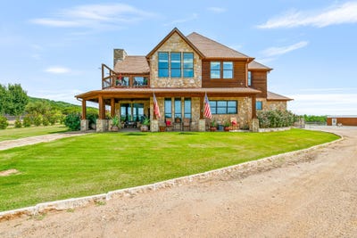 /international/us/1060-gordon-mtn-vw-court-graford-tx-110098393997/