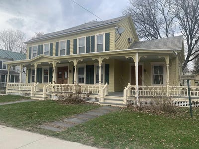 /international/us/235-main-street-poultney-vt-110107436879/