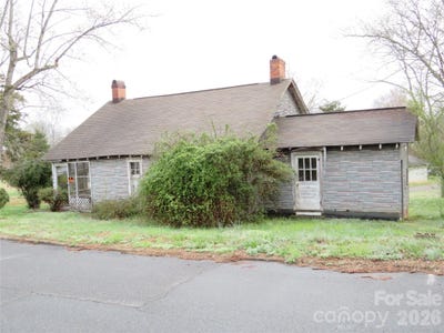 /international/us/246-church-street-spindale-nc-110106274014/