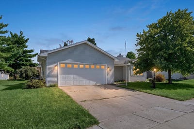 /international/us/508-wesley-avenue-savoy-il-110110368373/