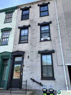 /international/us/136-e-bushkill-street-easton-pa-110107859192/