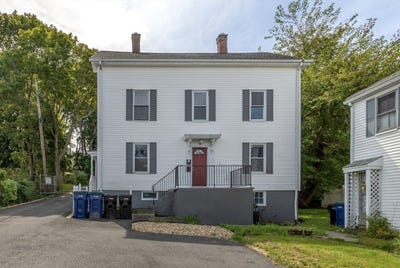 /international/us/121-boston-salem-ma-110108387603/