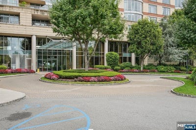 /international/us/8100-river-road-north-bergen-nj-110104821941/