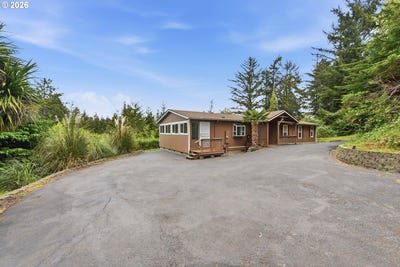 /international/us/885-lombard-st-northbend-or-110107798707/