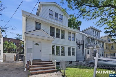 /international/us/203-205-hansbury-newark-nj-110120511208/