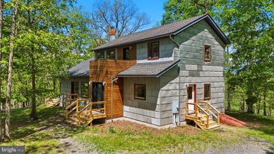 /international/us/446-broomgrass-way-gerrardstown-wv-110105111686/