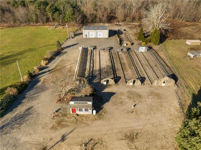 /international/us/805-nooseneck-hill-rd-road-west-greenwich-ri-110089077480/?lang=en