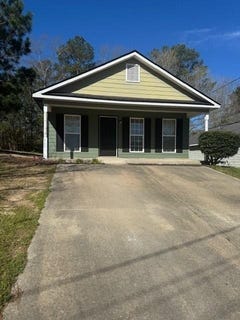 /international/us/903-11-th-court-phenix-city-al-110100062601/