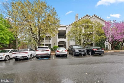/international/us/1708-lake-shore-crest-drive-reston-va-110108199413/