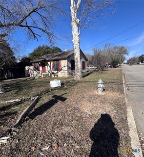 /international/us/795-e-mather-street-new-braunfels-tx-110105425518/