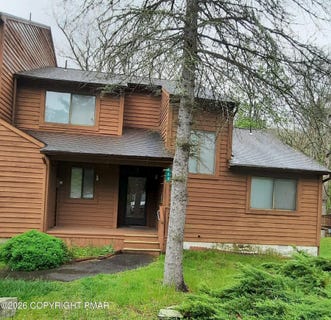 /international/us/409-tudor-court-bushkill-pa-110107840216/