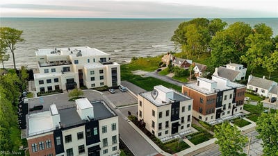 /international/us/22728-lake-road-rocky-river-oh-110095831889/