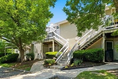 /international/us/84-mayfield-rd-bedminster-twp-nj-110108227067/