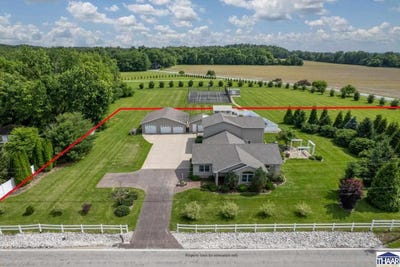 /international/us/2725-e-harlan-drive-terre-haute-in-110108543038/